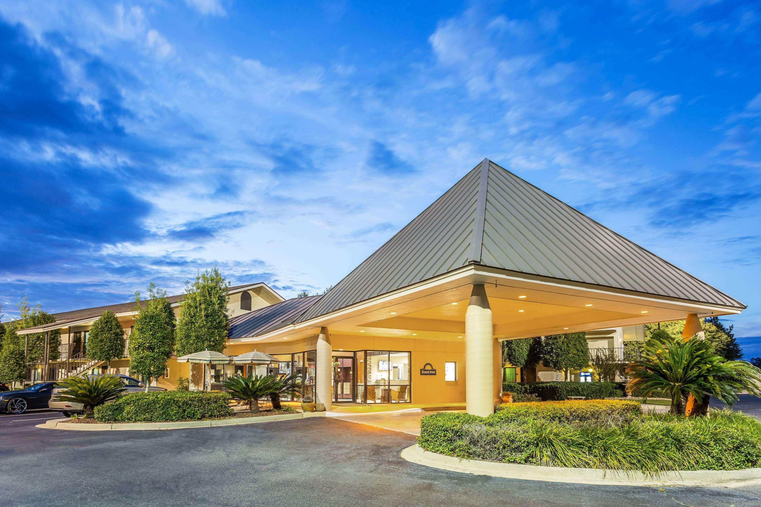 Days Inn By Wyndham Lake Park/Valdosta Exteriör bild